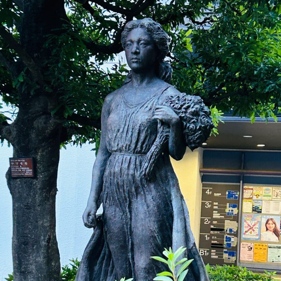 『花信風』田畑一作　千歳烏山駅付近